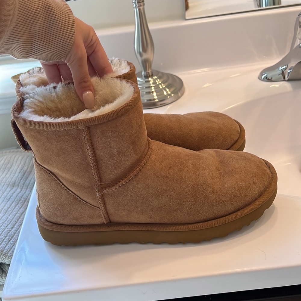 UGG classic minis